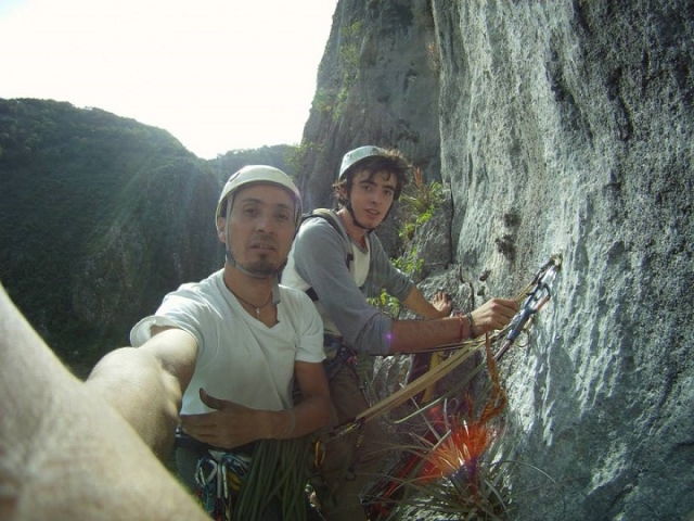 escalando con amigos
